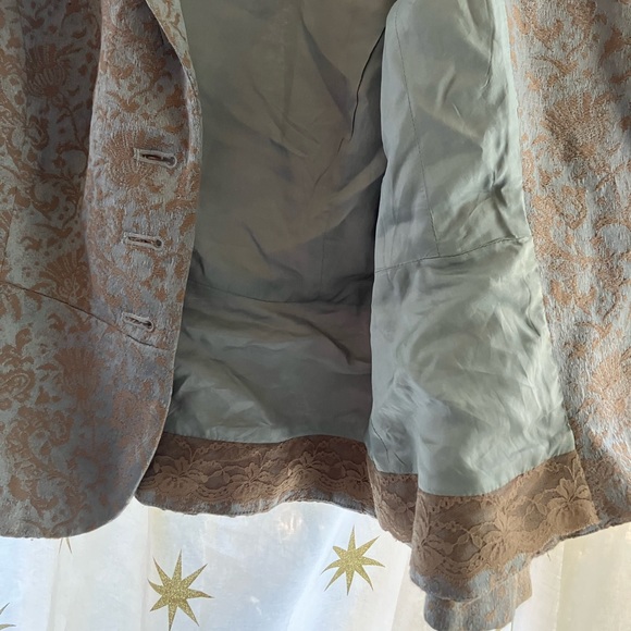 Vintage Victorian style blazer. - Picture 3 of 6